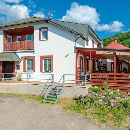 Penzion V Udoli Hodkovice nad Mohelkou Exterior foto